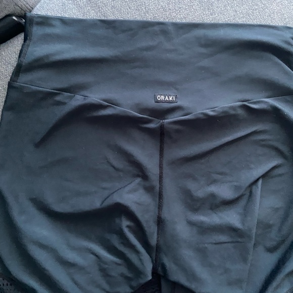 Oraki Leggings from recycled bottles - Picture 5 of 8